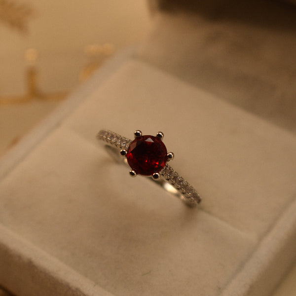 Gorgeous Unique Design Silver Plated Crystal Stones Ring For Girls/Women