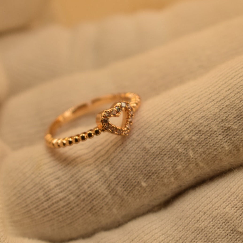 Stylish Heart Design Golden Adjustable Ring for Girls/Women