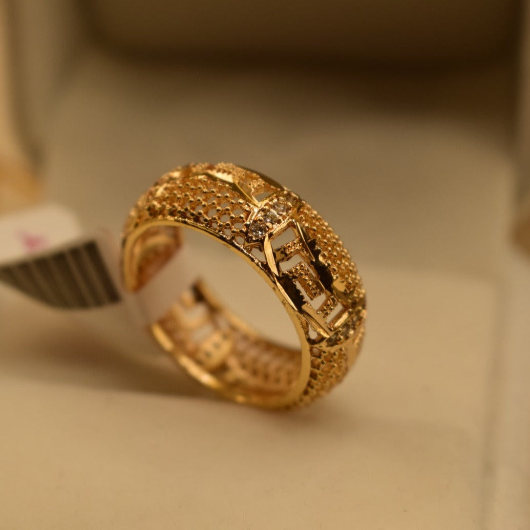 Elegant Design Golden Ring for Girls/Women