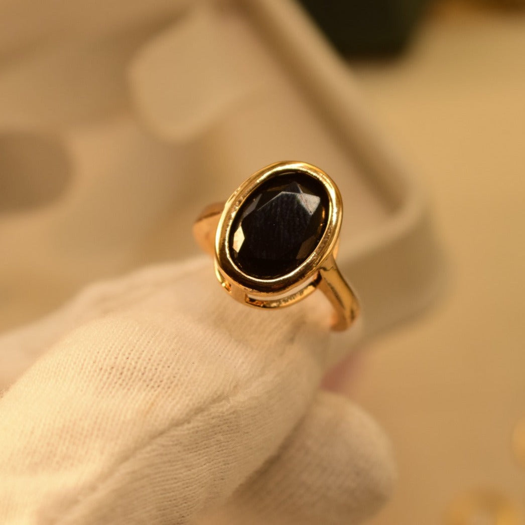 Elegant Design Real Black/Maroon Stone Gold Plated Ring for Girls/Women