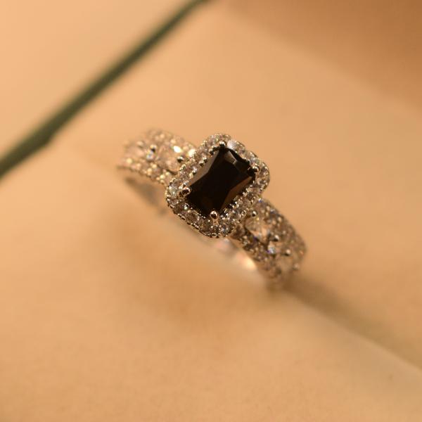 Gorgeous Fancy Real Stones Ring For Girls/Women