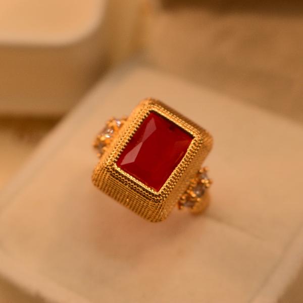 Luxury Cube Shaped Real Stone Gold Plated Ring For Girls/Women