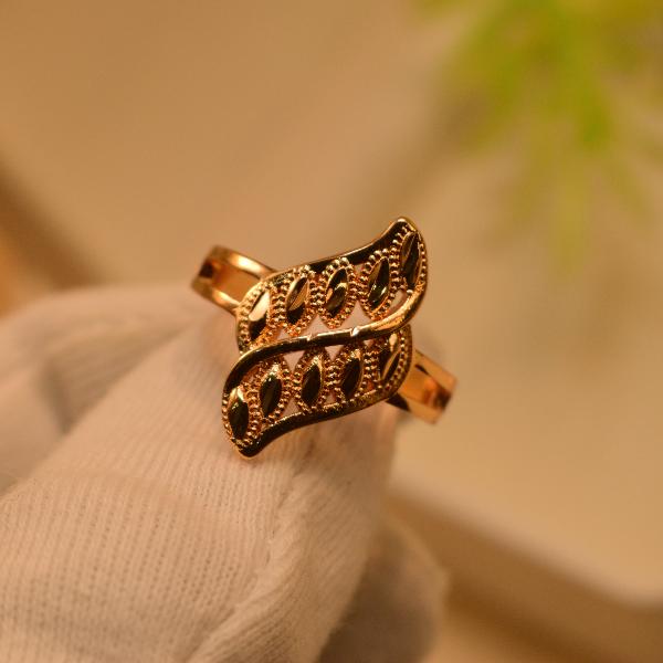 Glamorous Unique Design Gold Plated Ring For Girls/Women