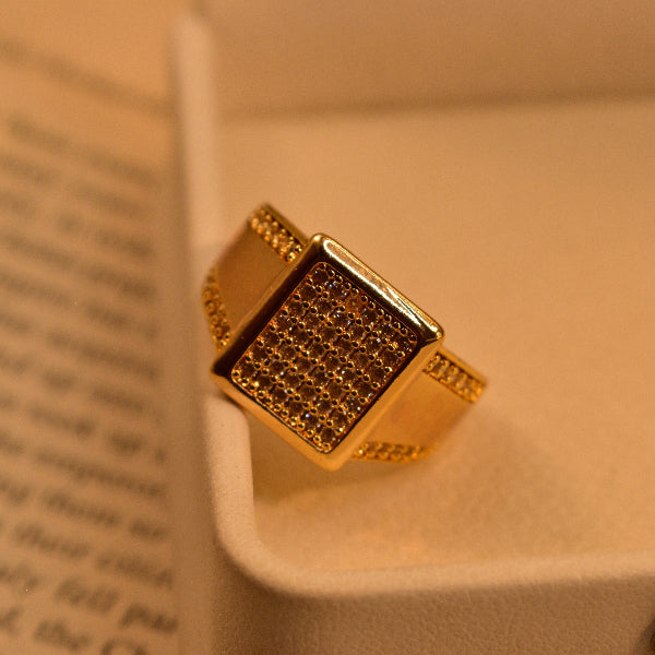 Luxury Unique Cubic Design Crystal Stones Ring For Girls/Women