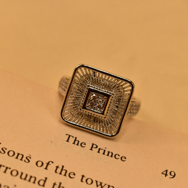 Dazzling Unique Design Crystal Stones Ring For Girls/Women