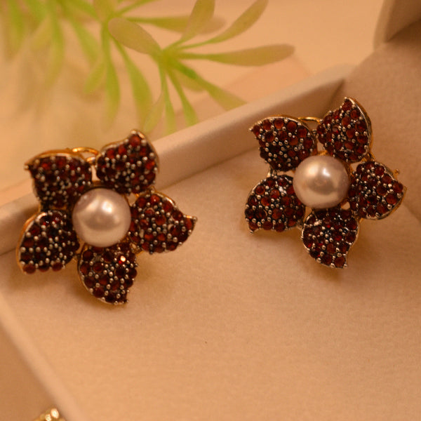 Sparkling Unique Design Gold Plated Crystal Stones Earrings For Girls/women