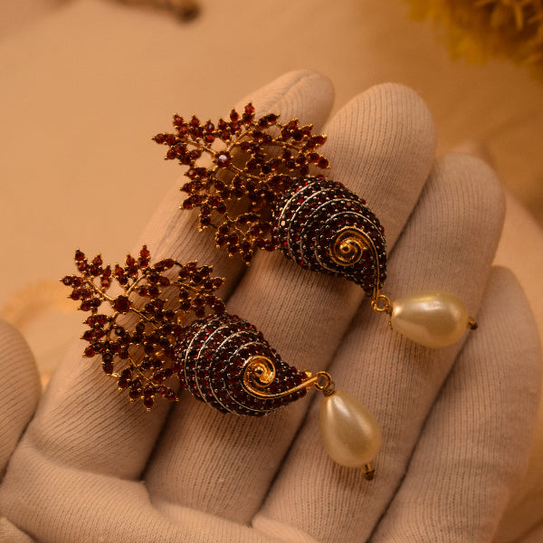 Charming Design Gold Plated Crystal Stones Earrings For Girls/women