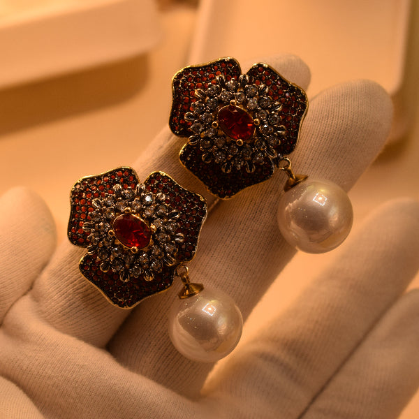 Charming Design Gold Plated Crystal Stones Earrings For Girls/women