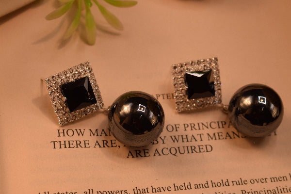 Luminous Design Gold Plated Crystal Stones Earrings For Girls/women