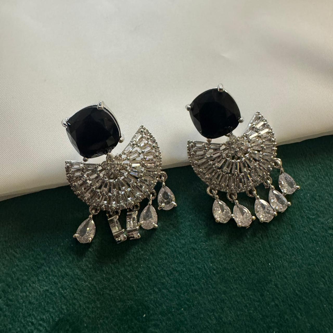 Elegant Design Silver Plated Crystal Stones Earrings For Girls/women