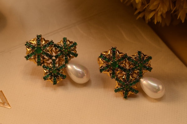 Sparkling Design Gold Plated Crystal Stones Earrings For Girls/women