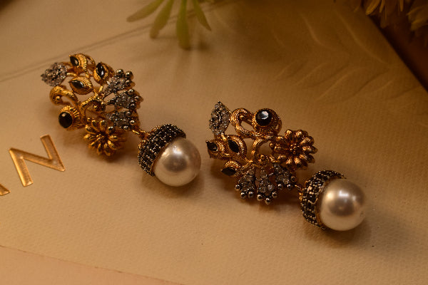 Luxury Design Gold Plated Crystal Stones Earrings For Girls/women