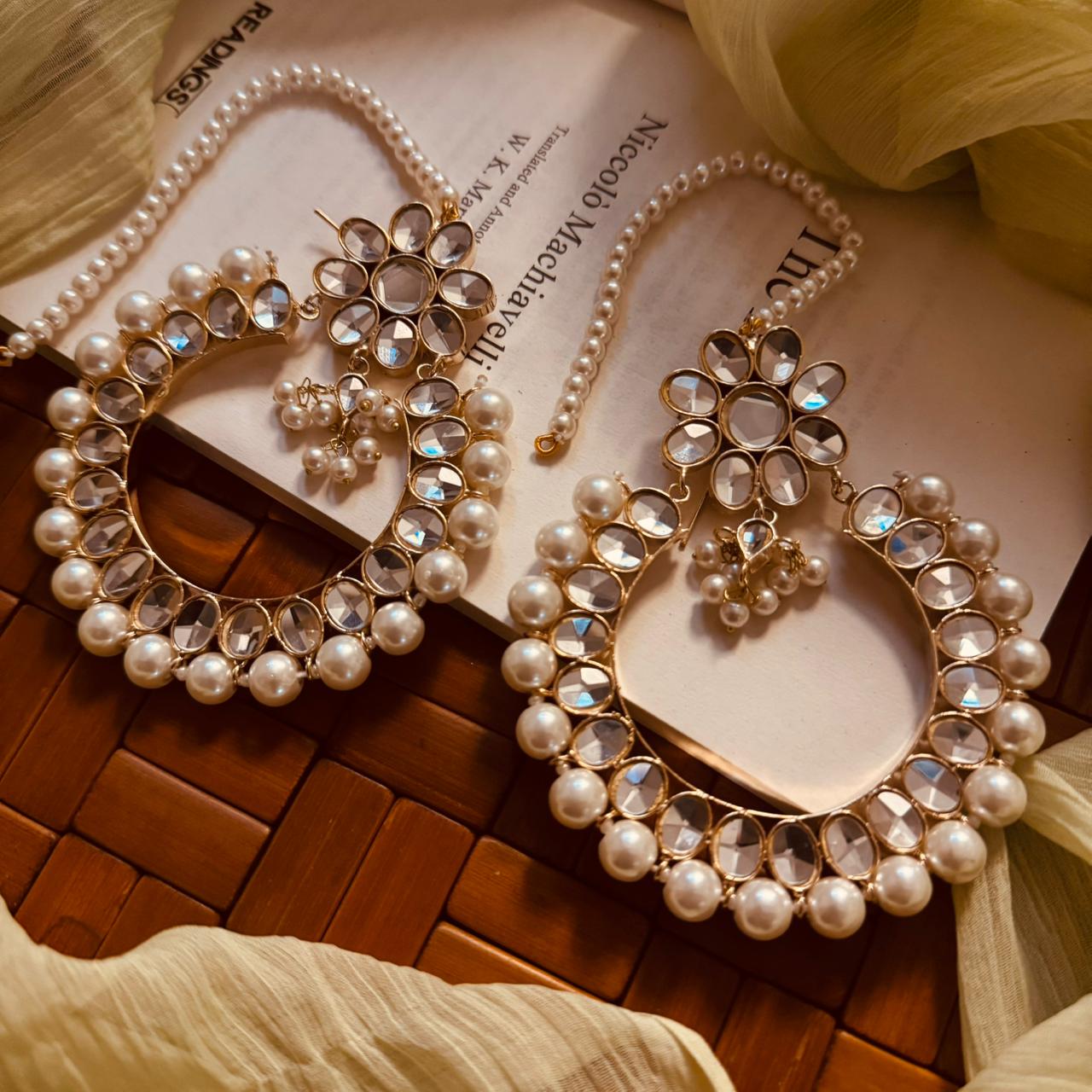 Elegant Unique Design Gold Plated Kundan Earrings For Girls/women