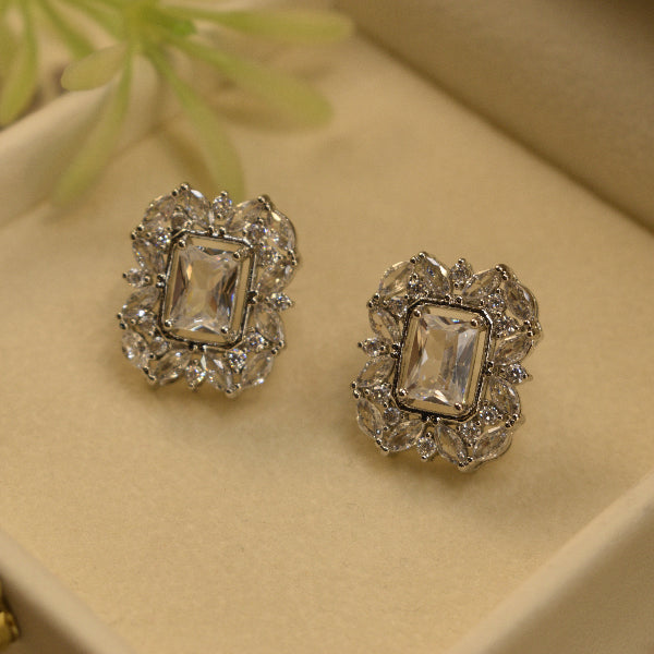 Glamorous Design Silver Plated Crystal Stones Earrings For Girls/women