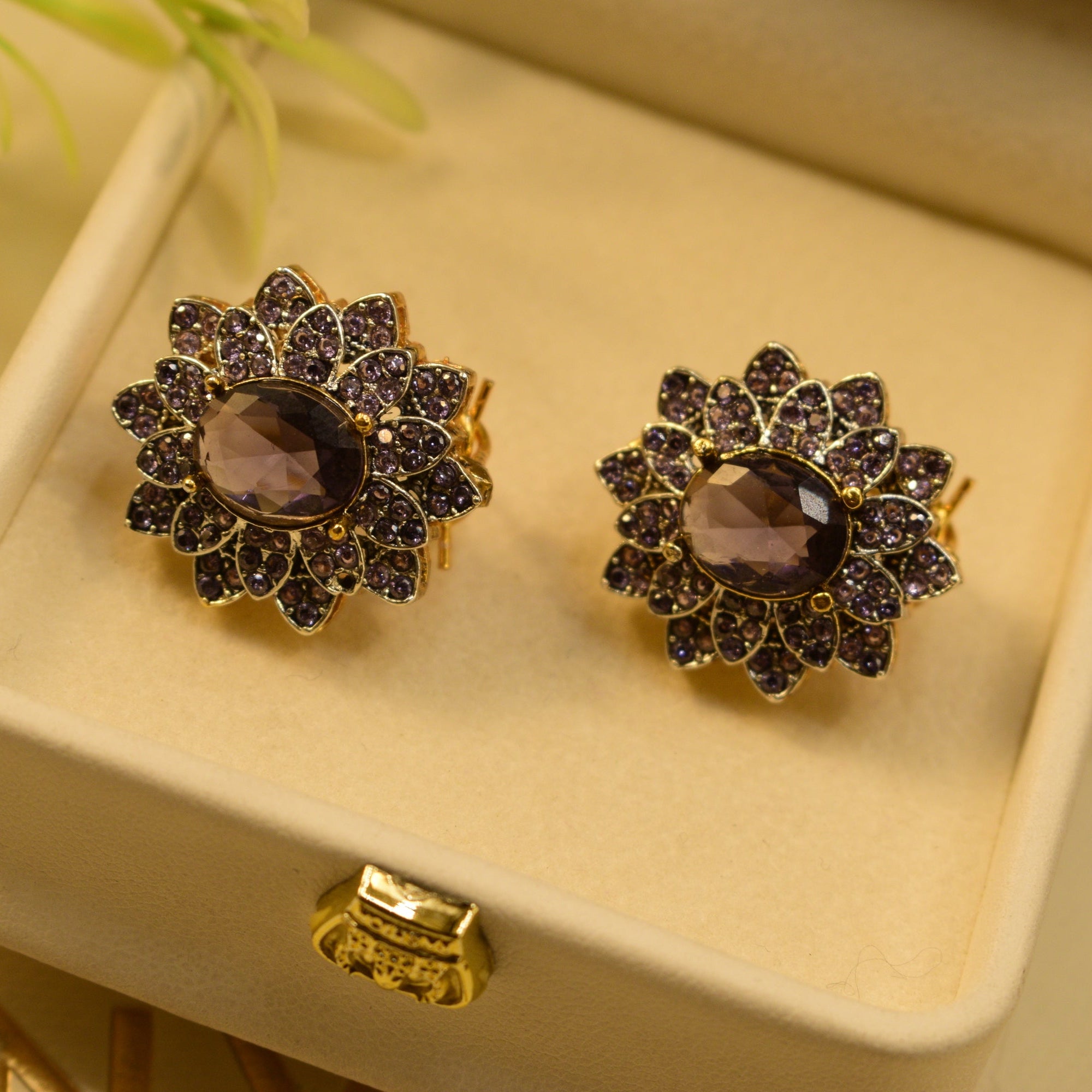Luxury Unique Design Gold Plated Crystal Stones Earrings For Girls/women