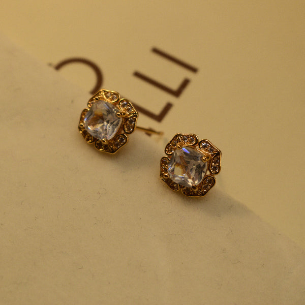 Glamorous Unique Design Gold Plated Crystal Stones Earrings For Girls/women