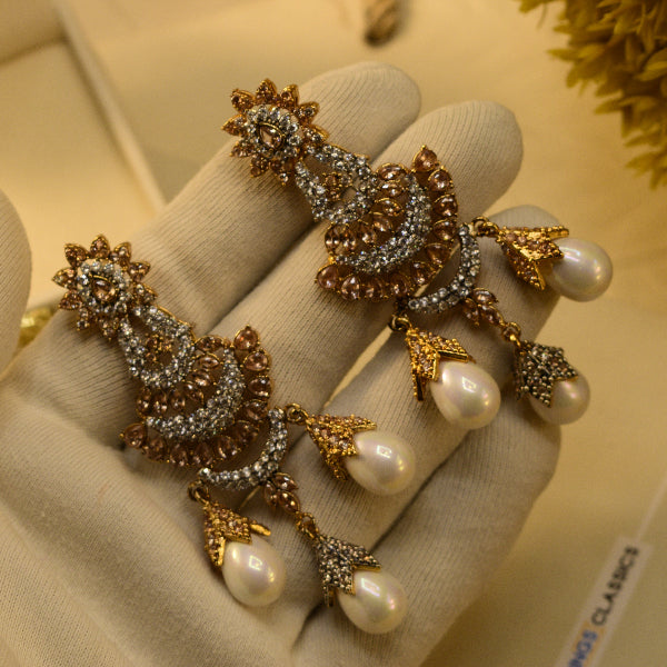 Stylish Unique Design Gold Plated Crystal Stones Earrings For Girls/women