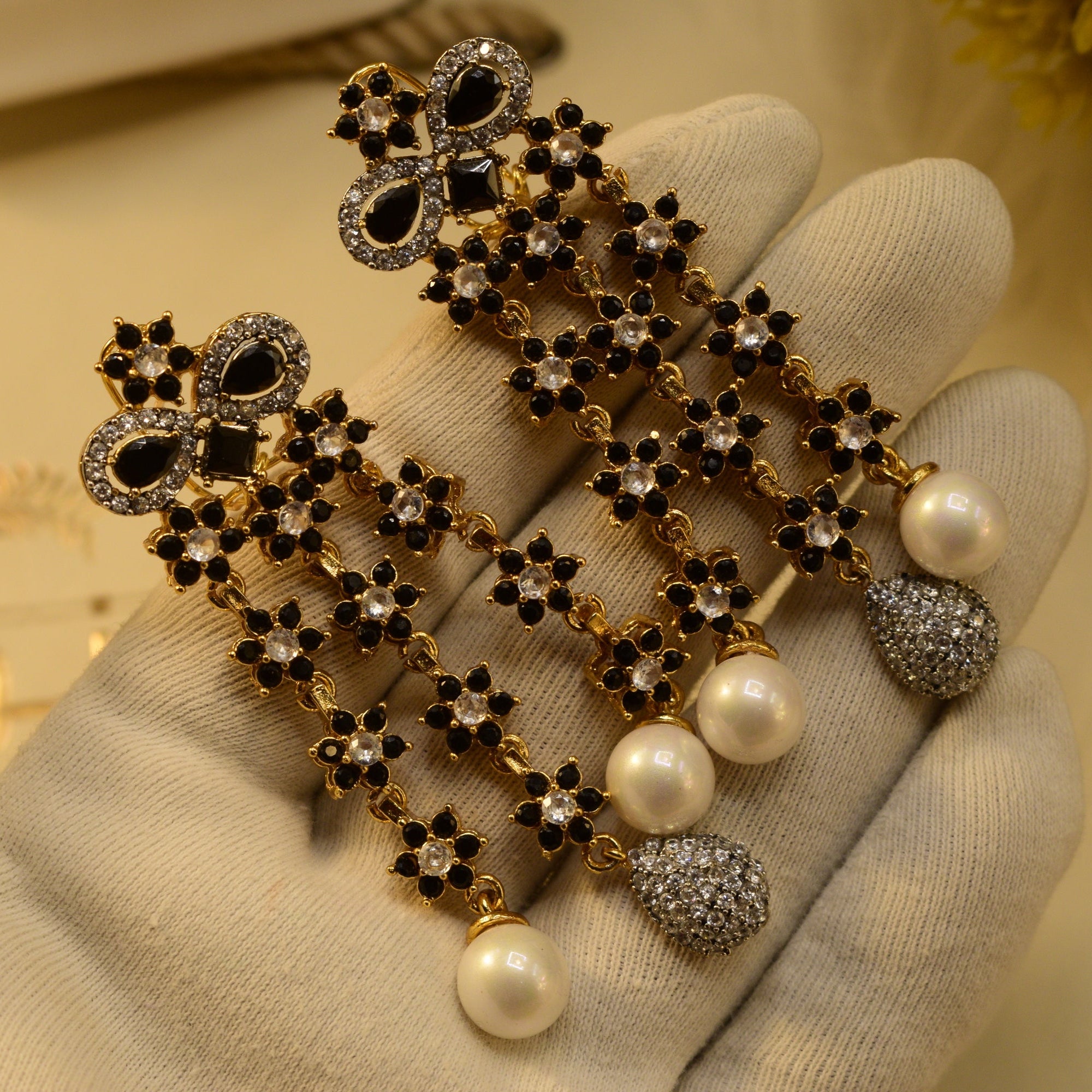 Dazzling Design Gold Plated Crystal Stones Earrings For Girls/women