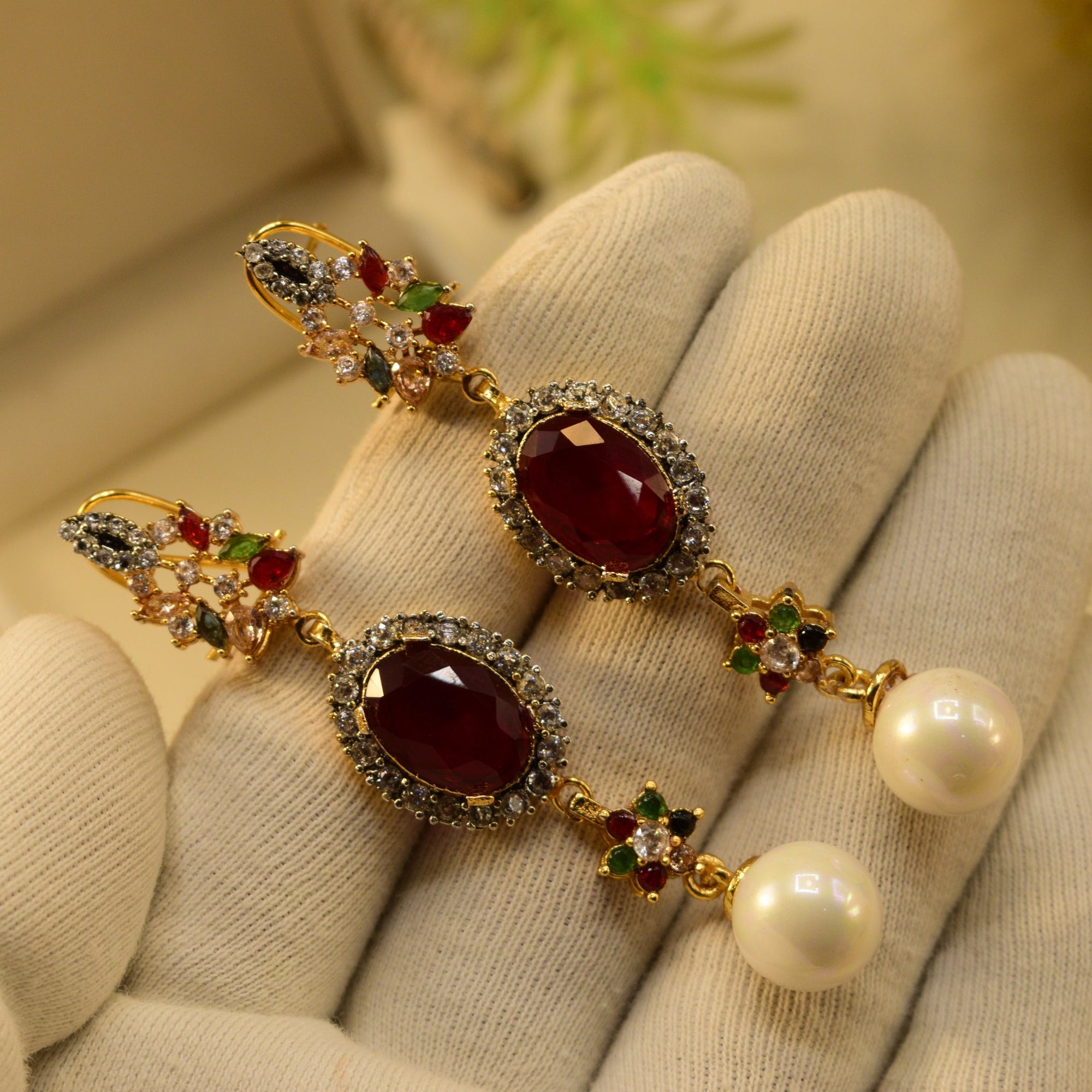 Stylish Design Gold Plated Crystal Stones Earrings For Girls/women