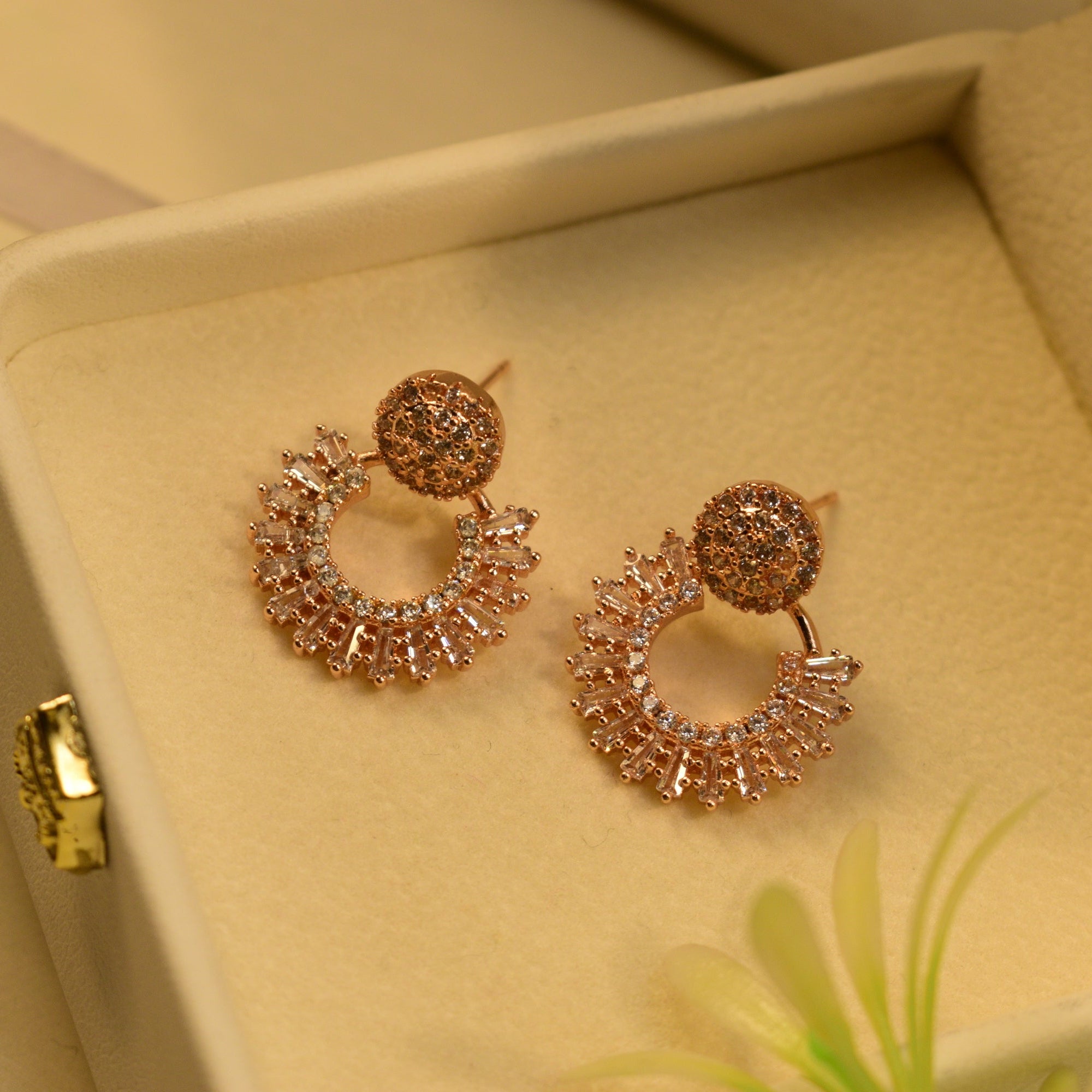 Sparkling Design Gold Plated Crystal Stones Earrings For Girls/women