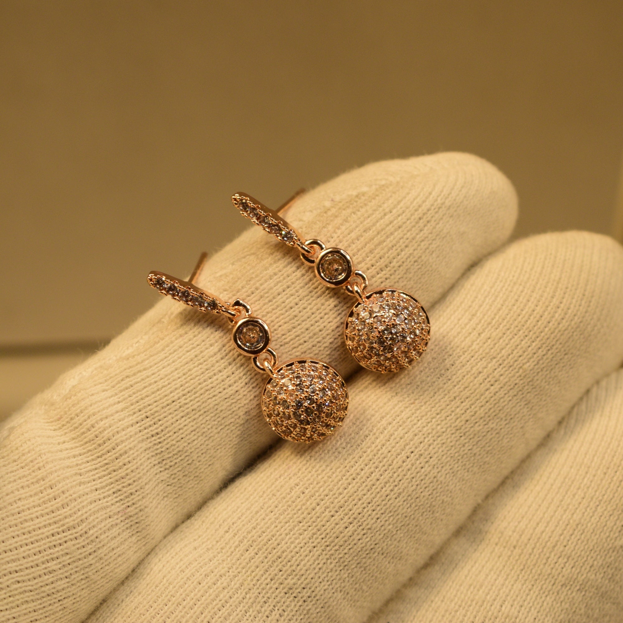 Fancy Design Gold Plated Crystal Stones Earrings For Girls/women