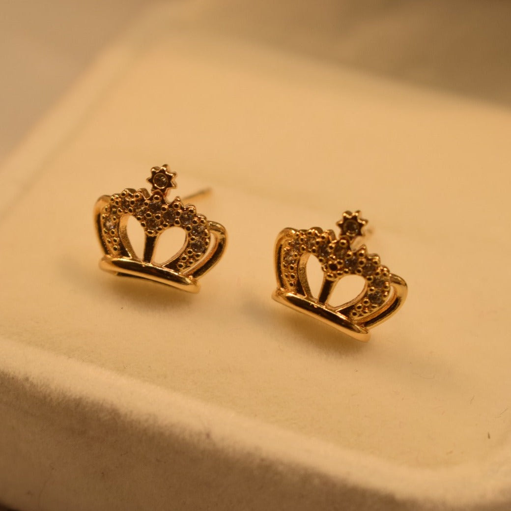 Fancy Unique Crown Design Golden/Silver Crystal Earrings For Girls/Women