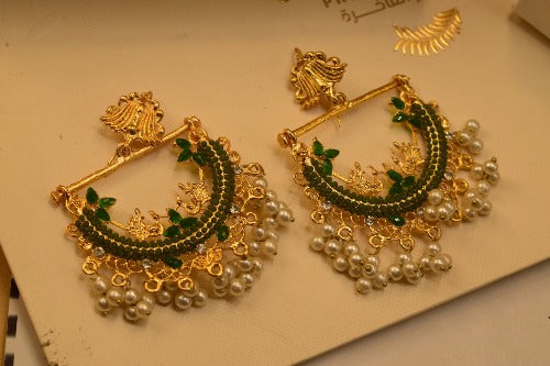 Elegant Design Golden White/Red/Green/Black Stones Earrings For Girls/women.