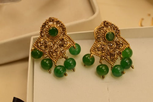 Elegant Design Green Stone Earrings For Girls/women.