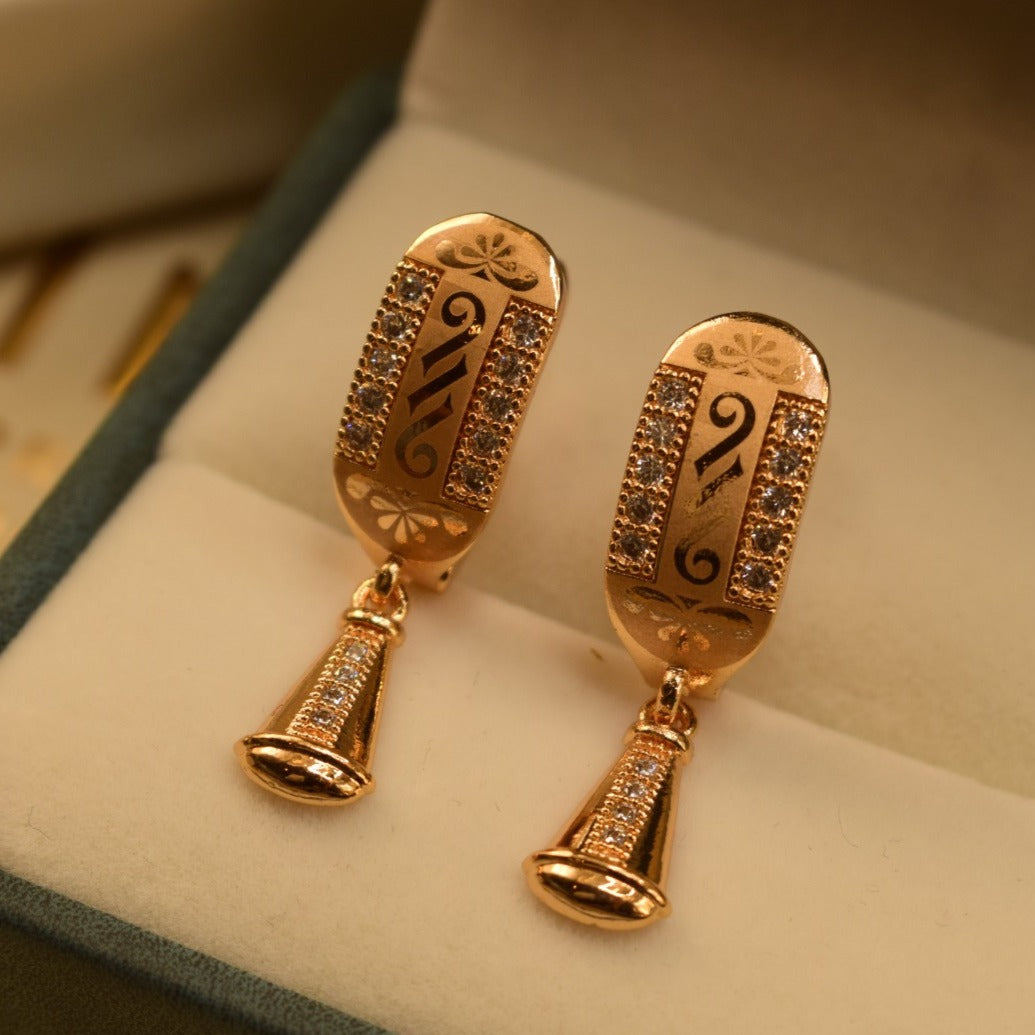 Elegant Design Golden Earrings For Girls/women.