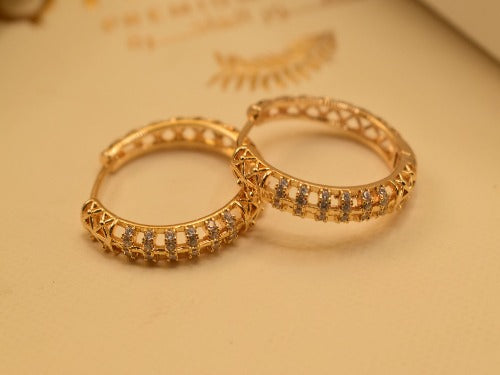 Elegant Design Golden Baliyan Crystal Stones Earrings For Girls/women.