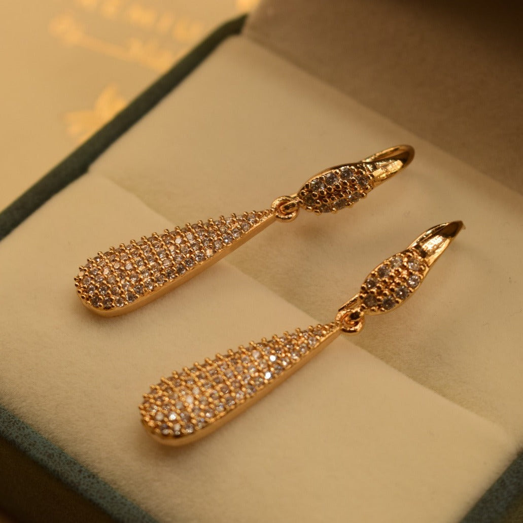 Elegant Design Golden Crystal Stone Earrings For Girls/women