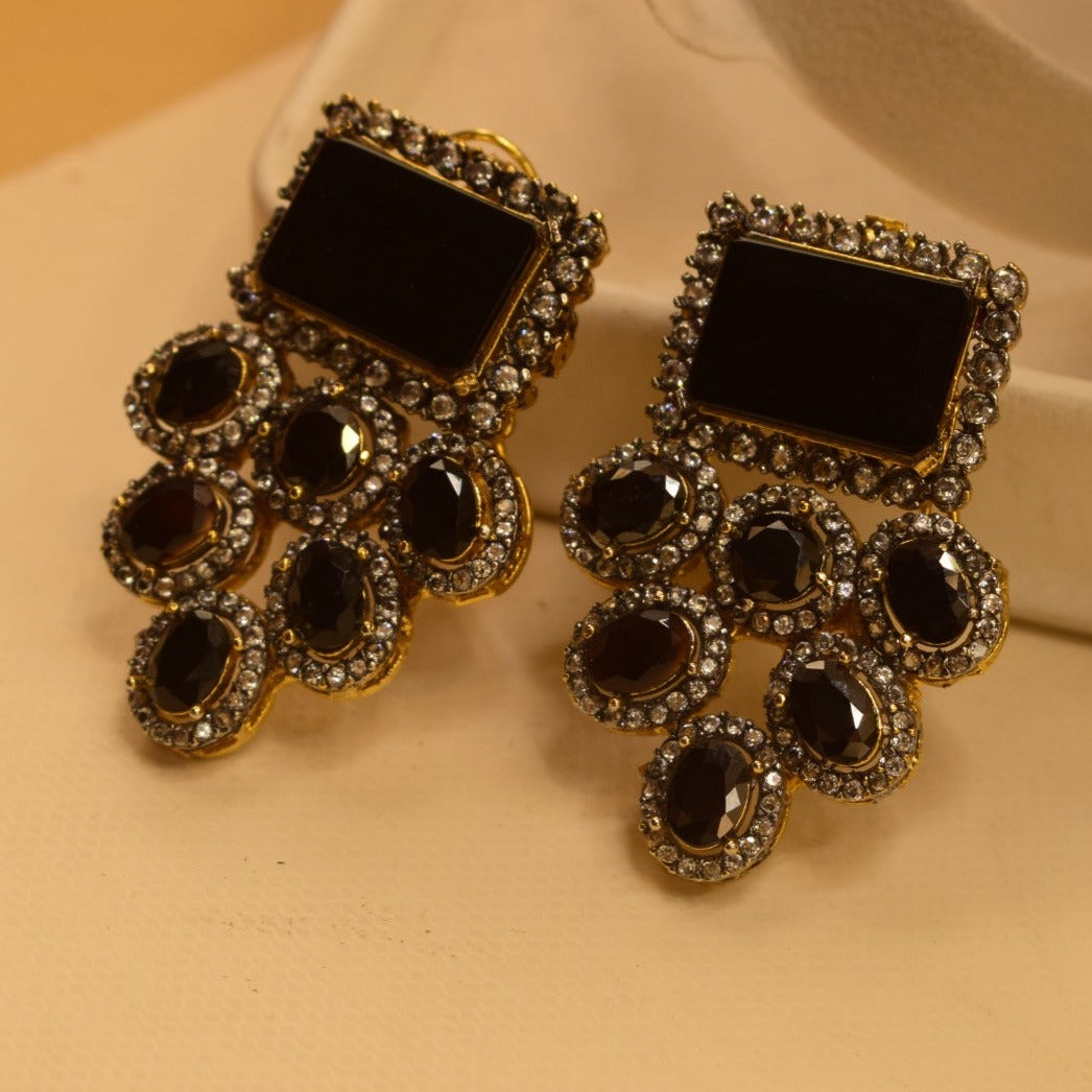 Elegant Design Real Black Stone Gold Plated Earrings For Girls/women.