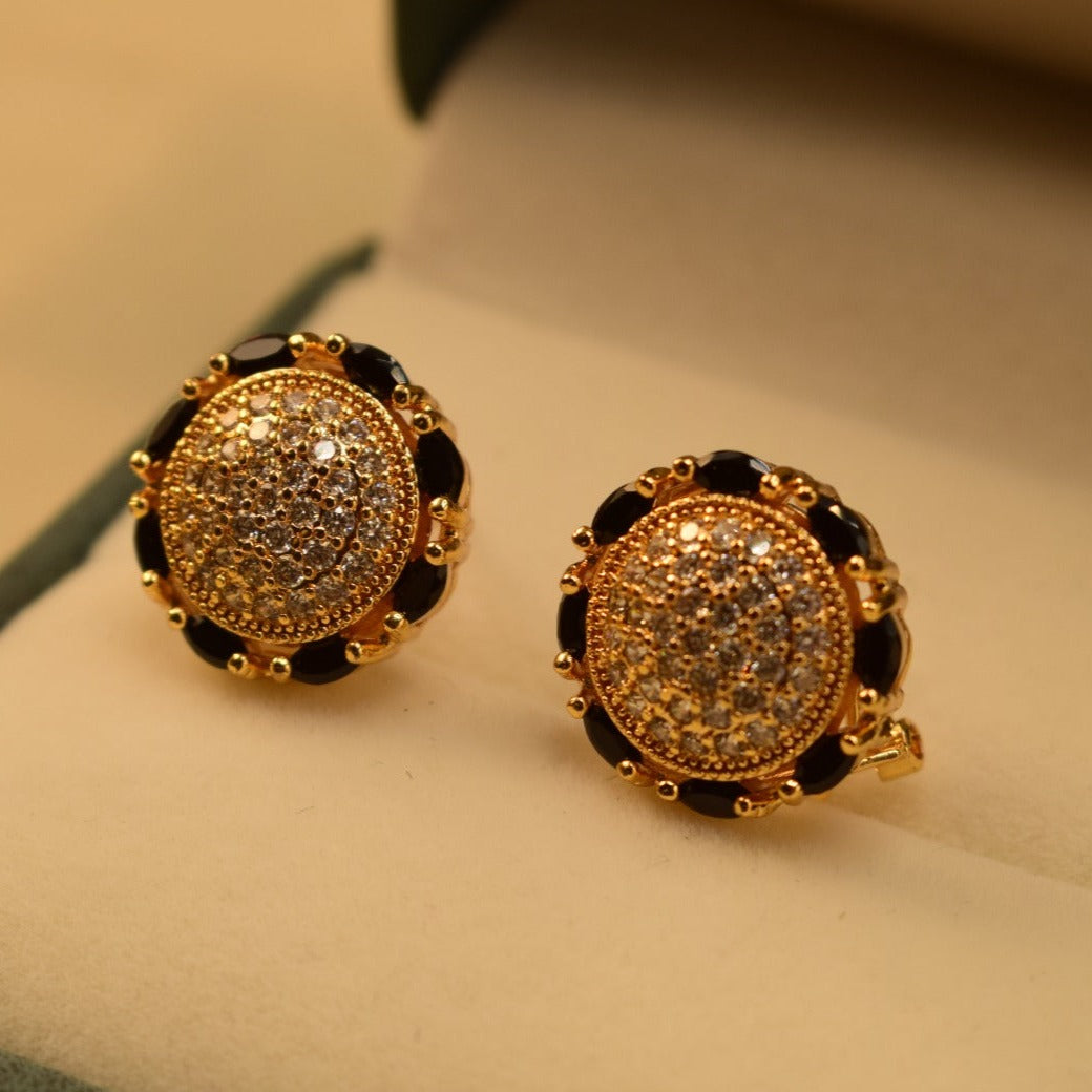 Elegant Design Gold Plated Earrings For Girls/women.