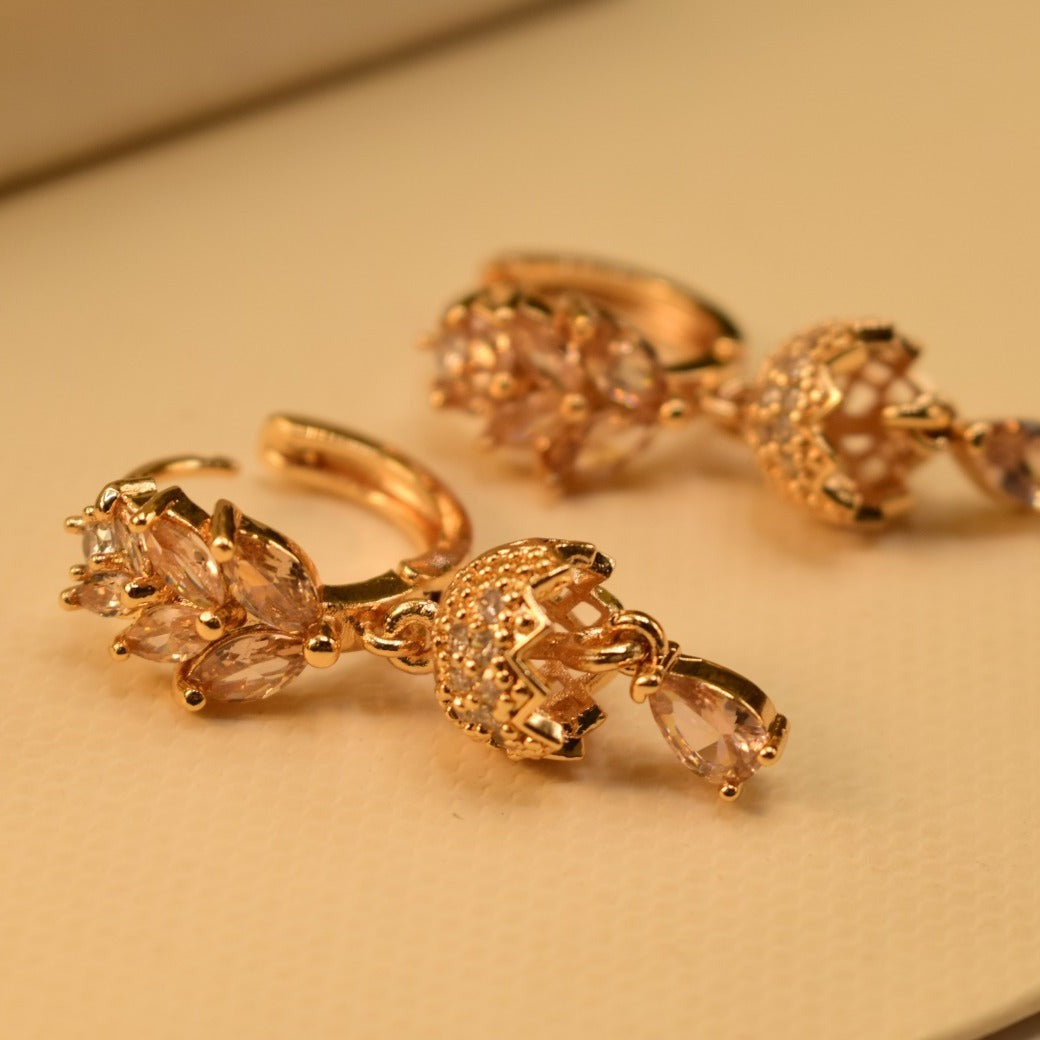 Elegant Design Gold Plated Earrings For Girls/women