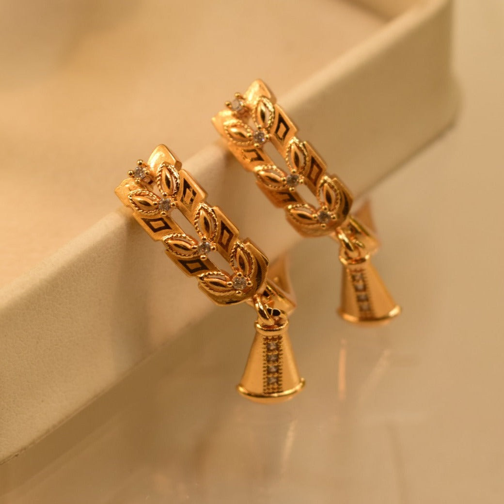 Elegant Design Gold Plated Earrings For Girls/women