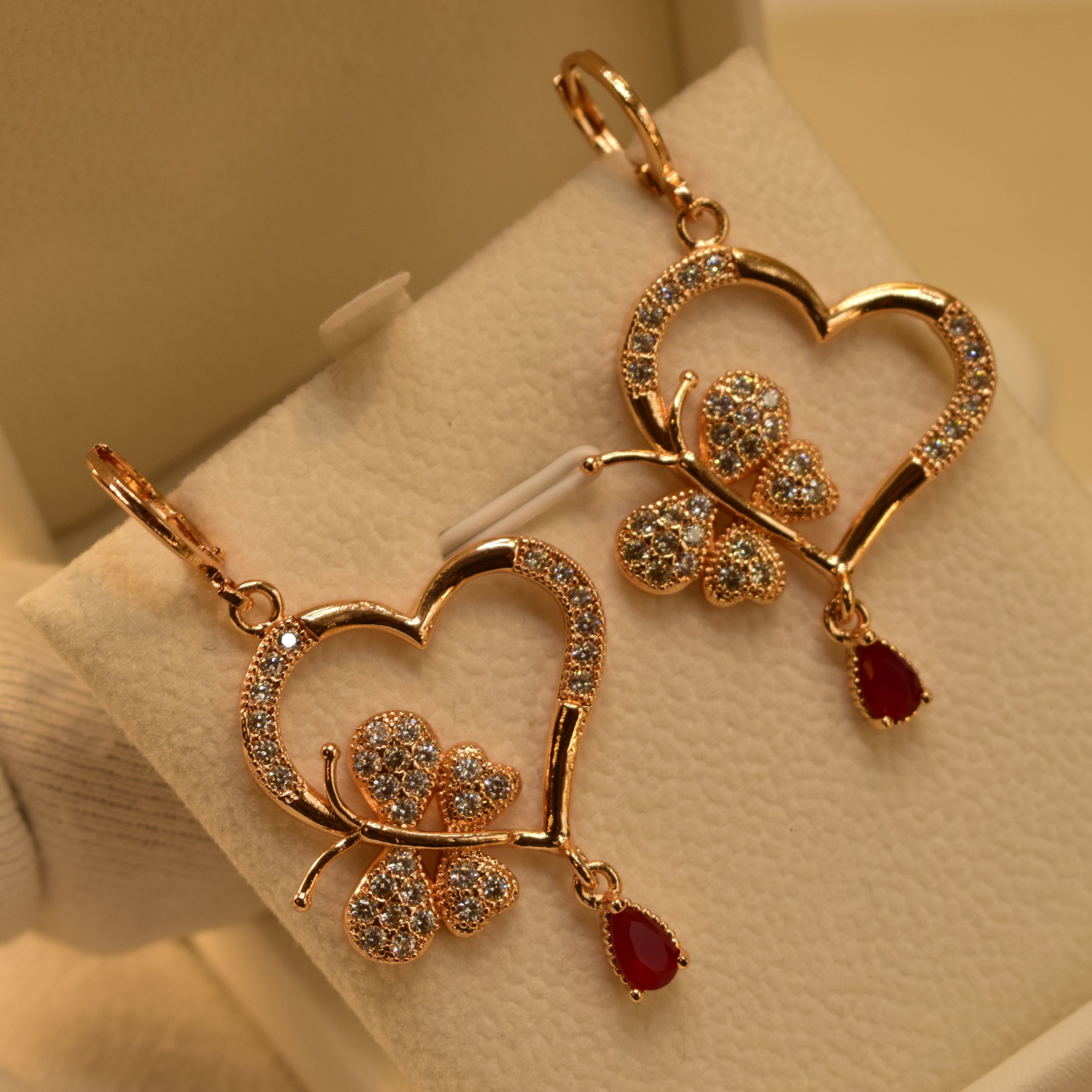 Stylish Heart Shape Earrings For Girls/women