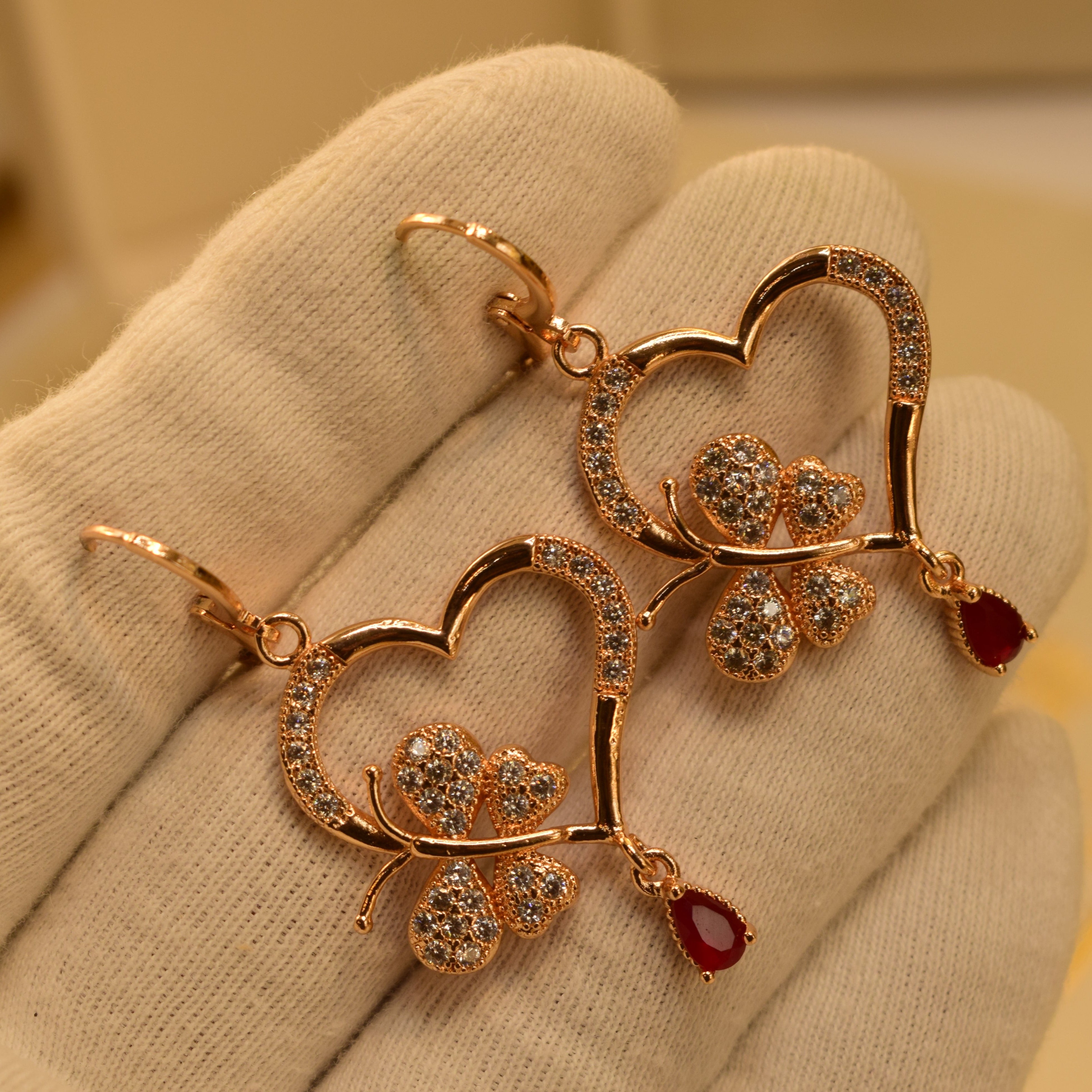 Stylish Heart Shape Earrings For Girls/women