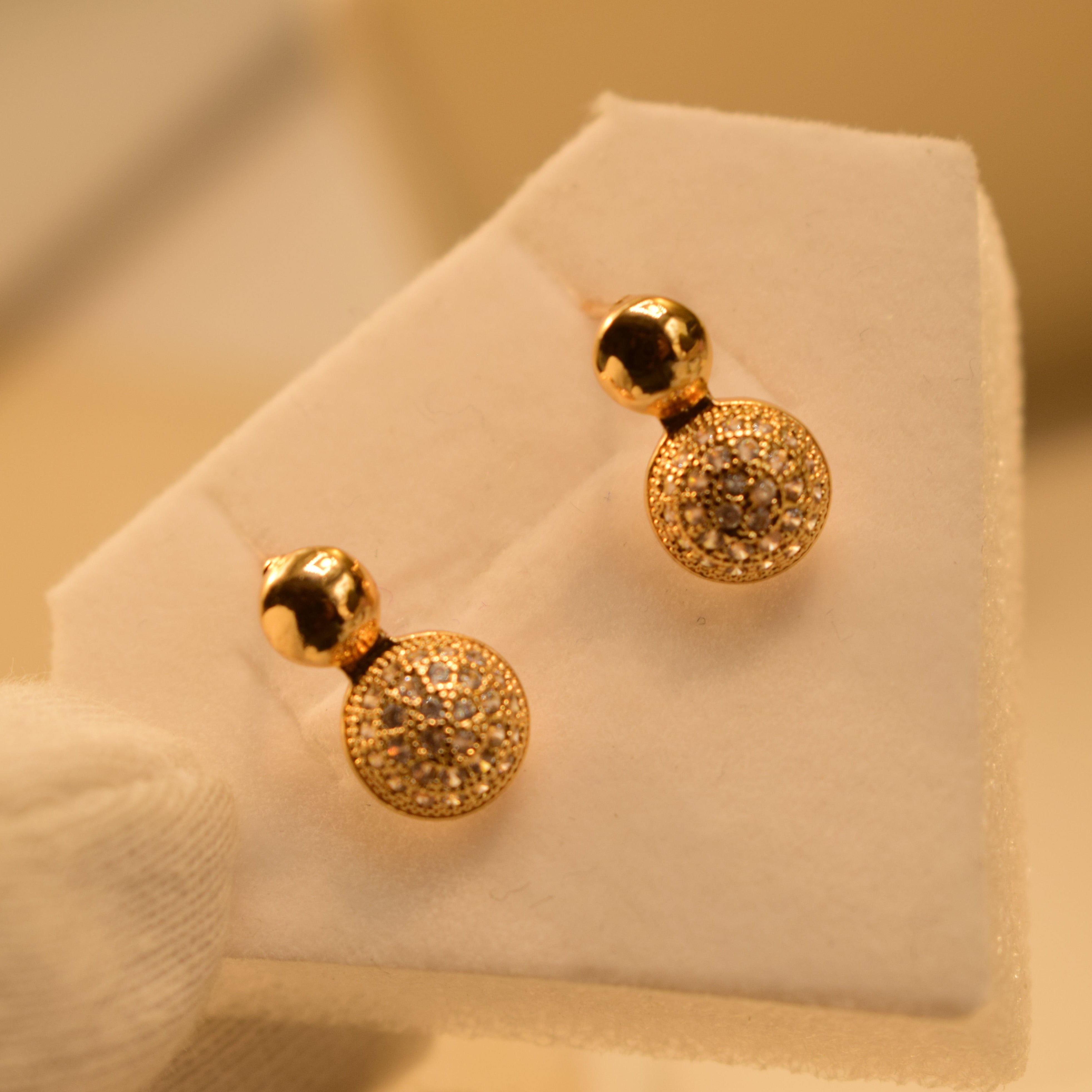 Elegant Golden Design Earrings for Girls/Women