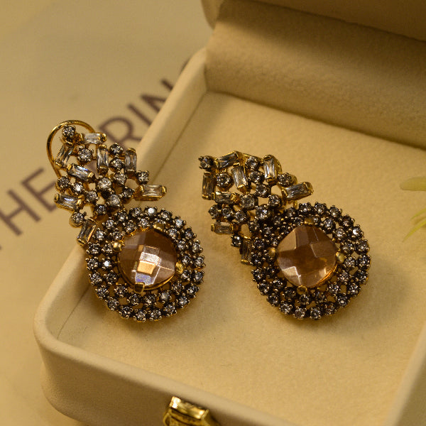 Elegant Design Earrings For Girls/women