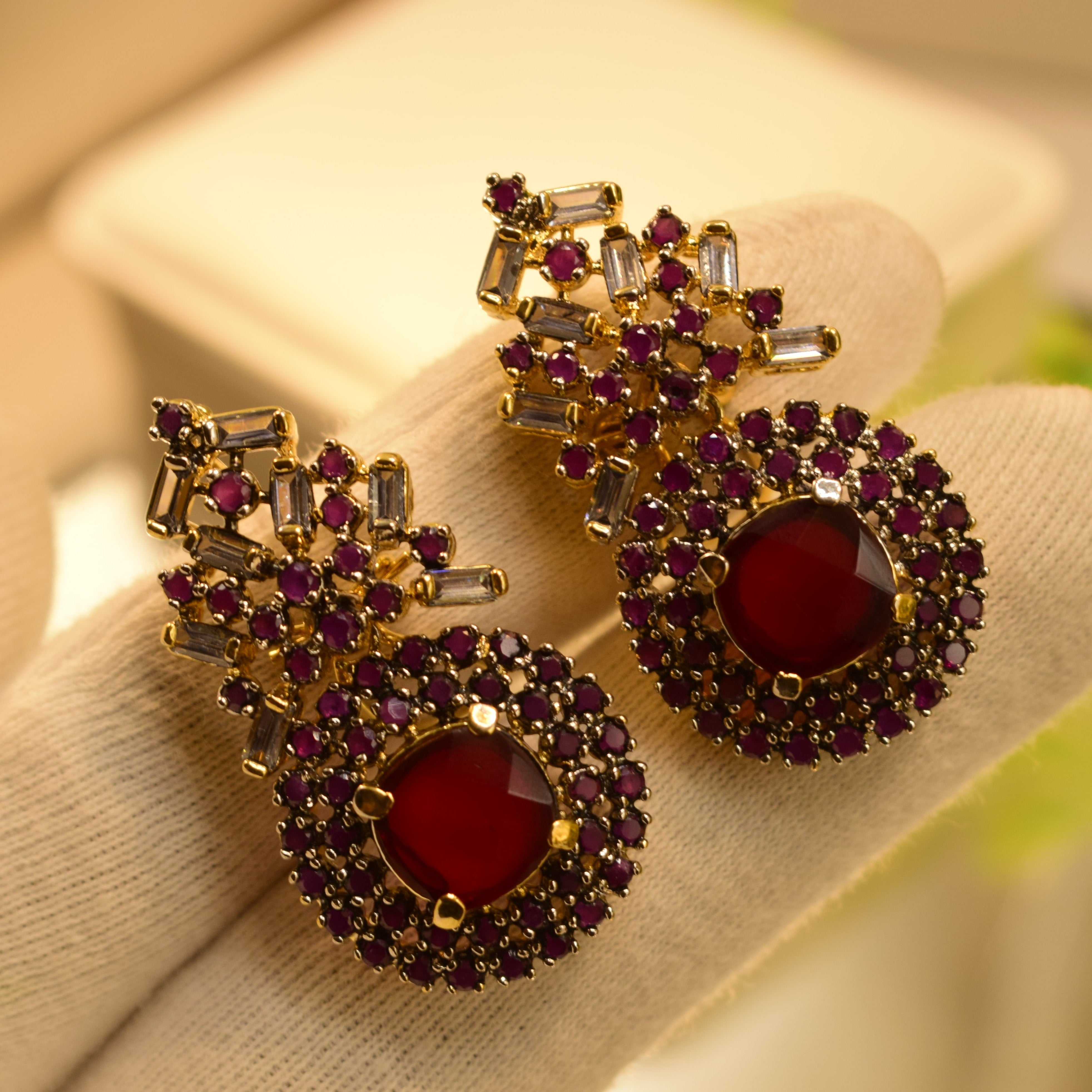 Elegant Design Earrings For Girls/women