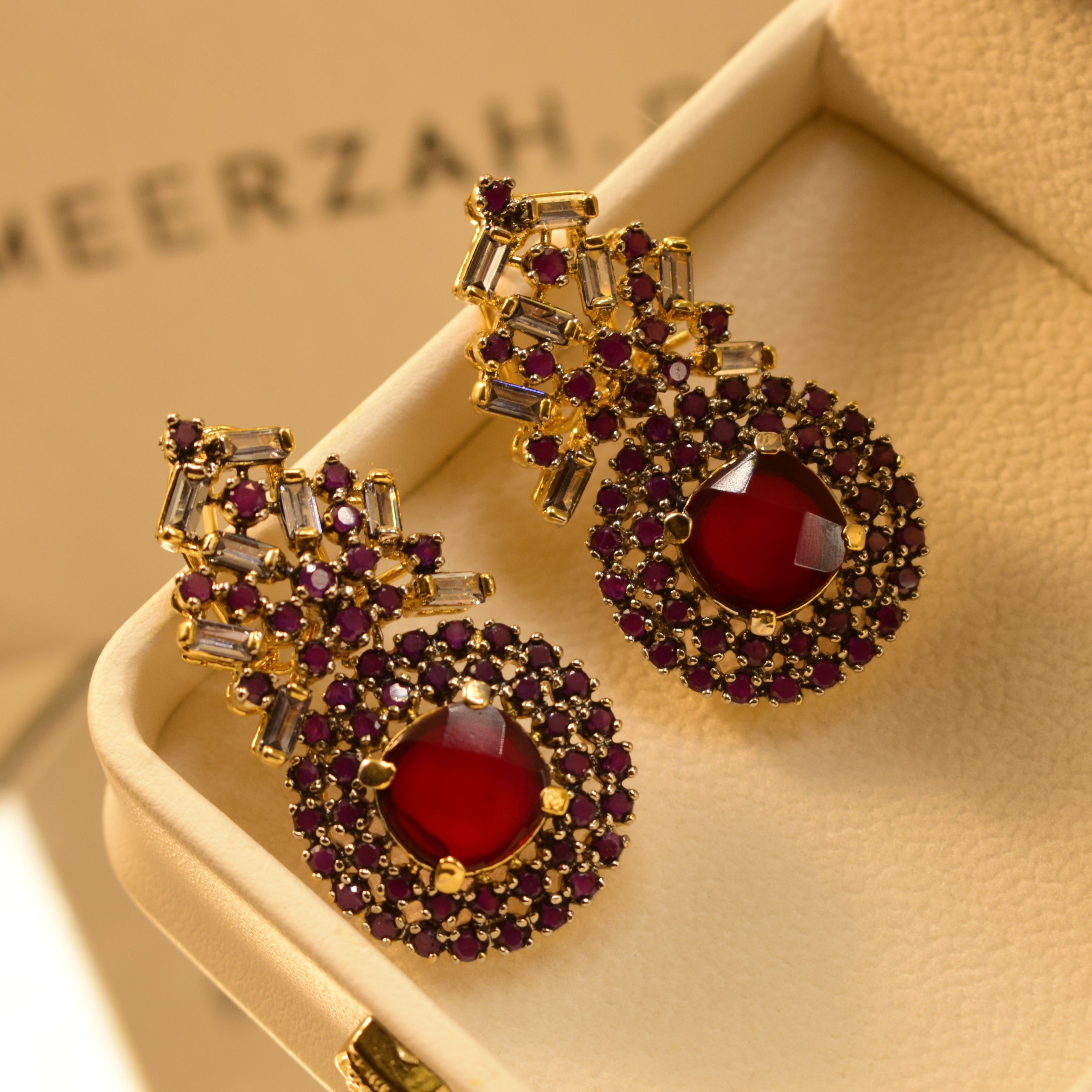 Elegant Design Earrings For Girls/women