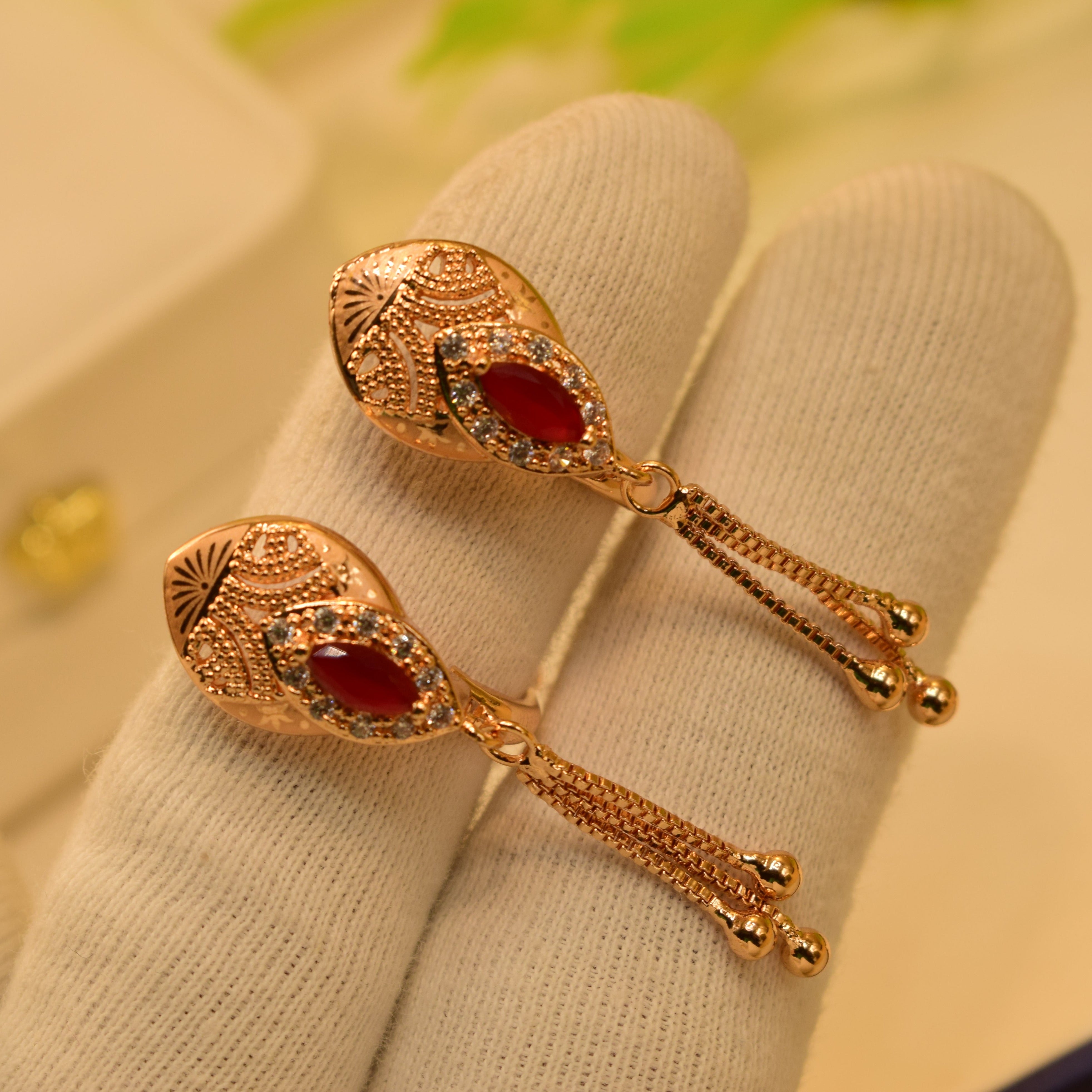 Elegant Design Red Stone Earrings For Girls/women