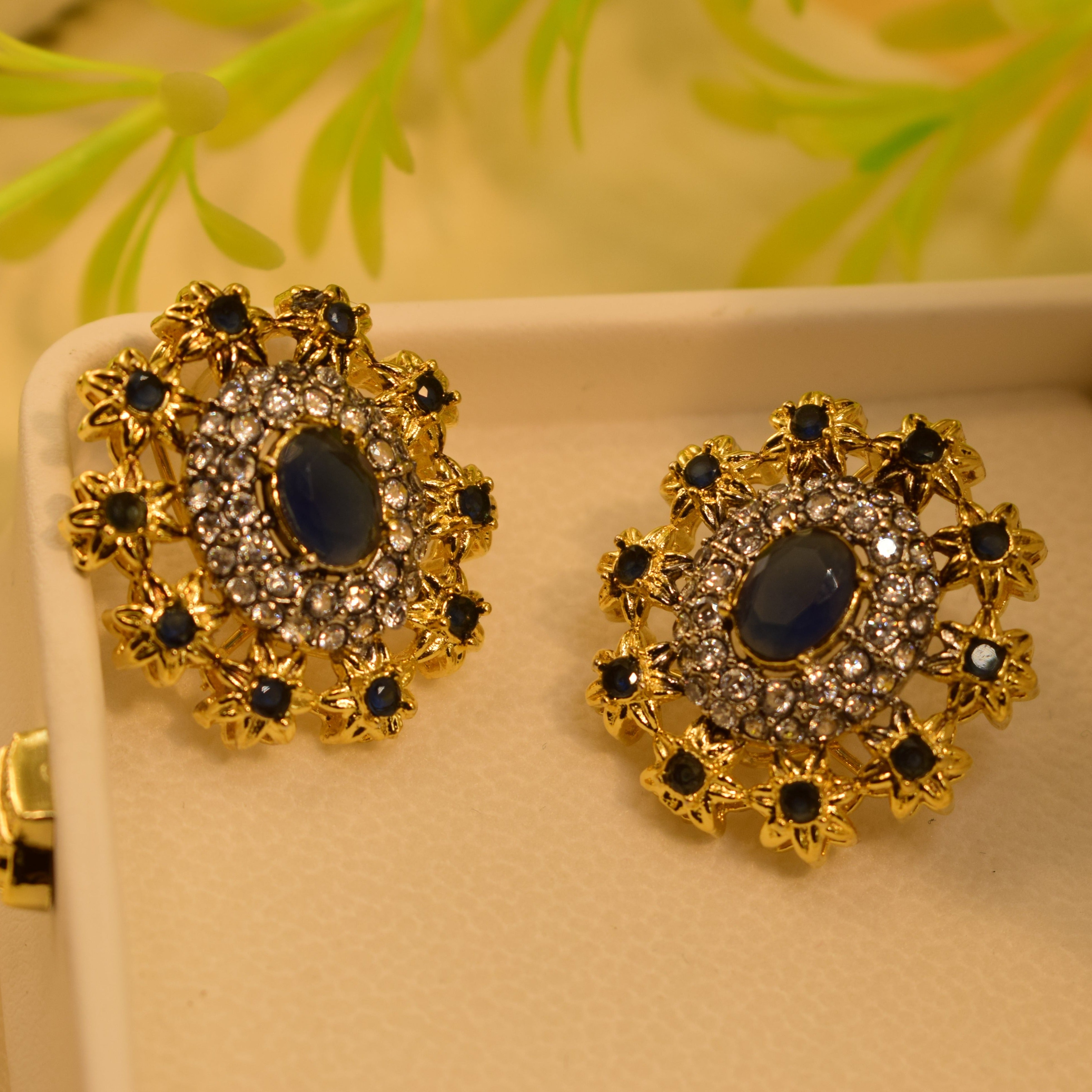 Beautiful Gold Plated Earrings For Girls/women