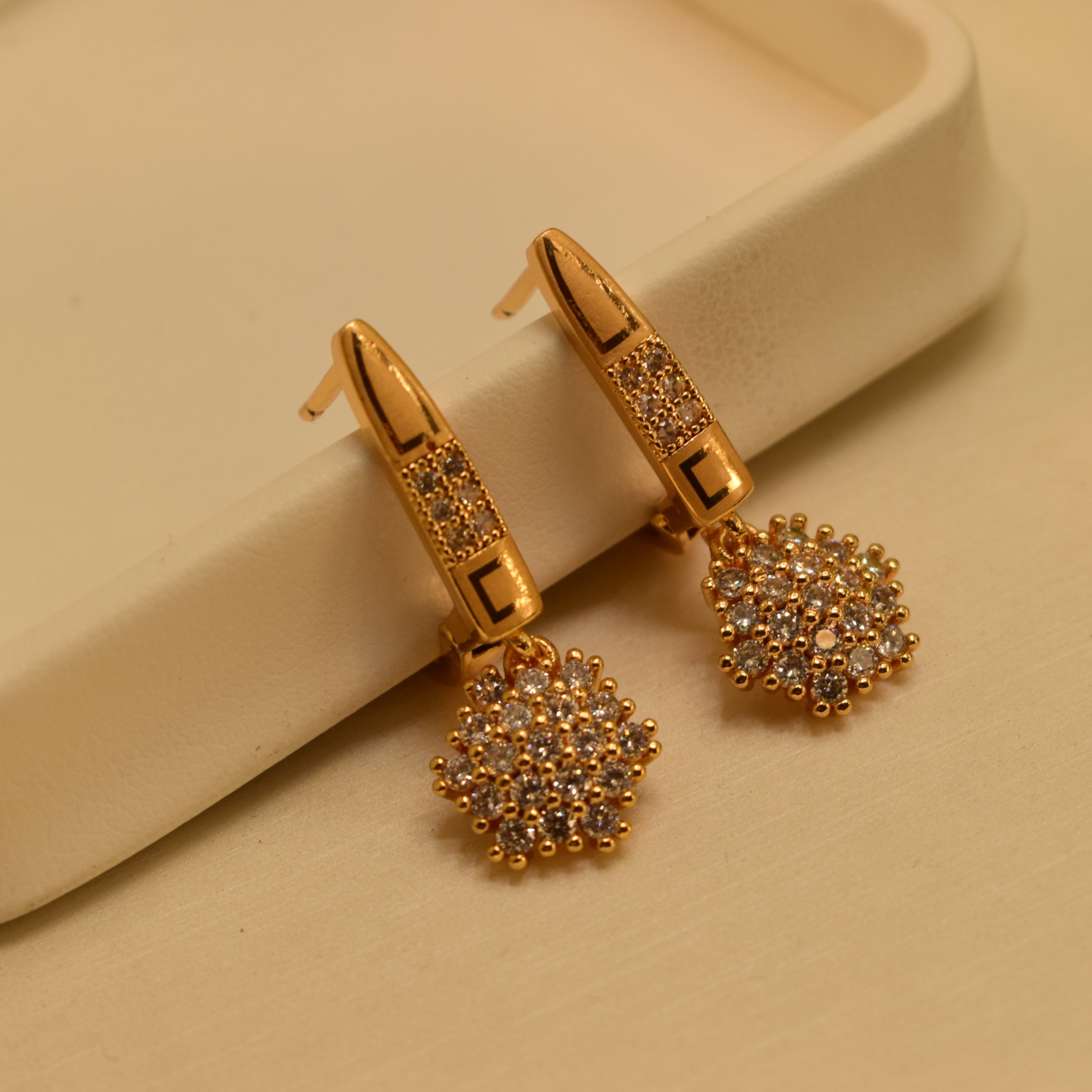 Elegant Design Gold Plated Earrings For Girls/women