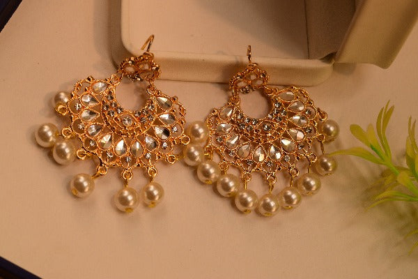 Elegant Gold Plated Earrings With Pearls For Girls/Women