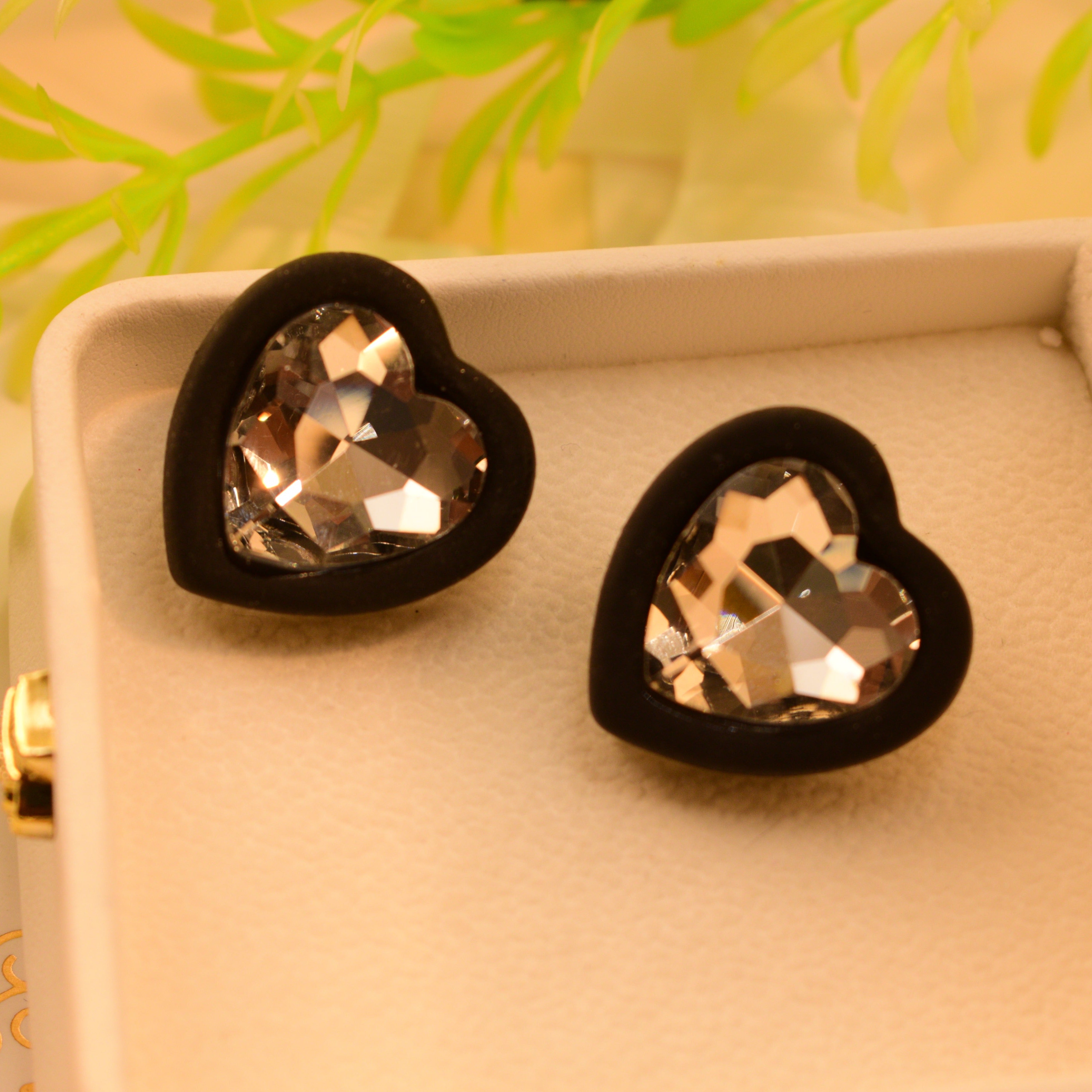 Beautiful Heart Shape Earrings For Girls/Women