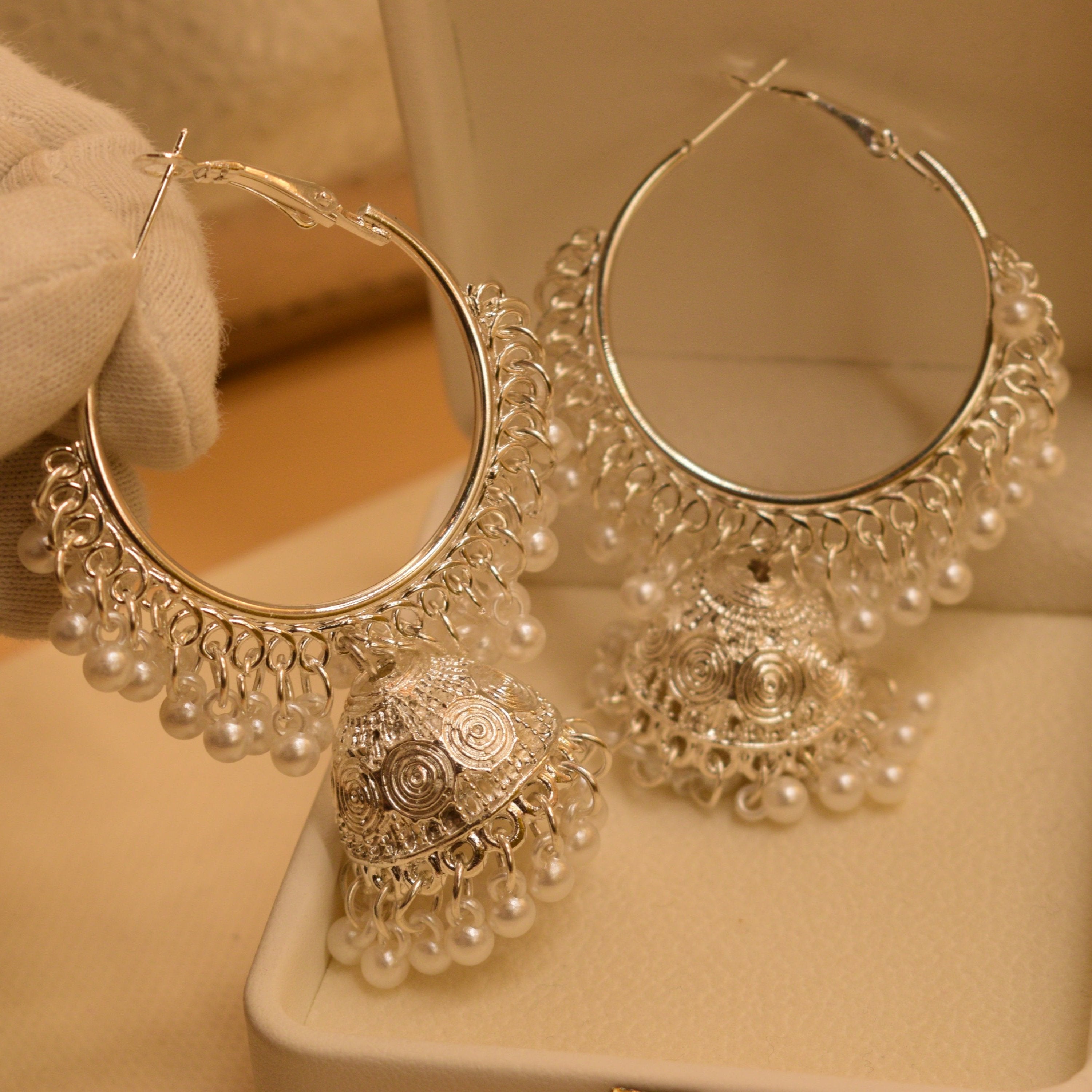 Glamorous Crystal Stones Silver Hoop Earrings For Girls/women