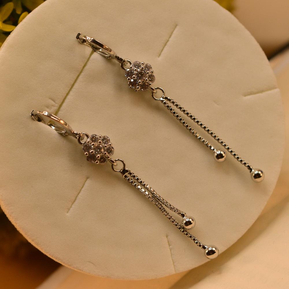 Luxury Fancy Design Silver Hoop Earrings For Girls/women