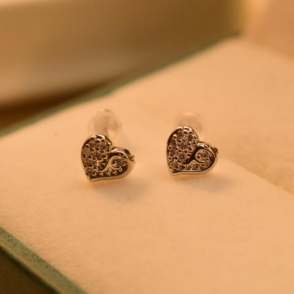 Heart Shaped Real Stones Silver Tops For Girls/women