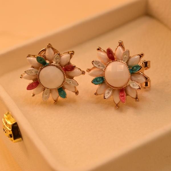 Beautiful Flower Design Real Stones Earrings For Girls/women